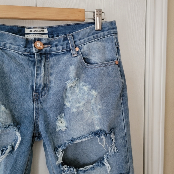 One Teaspoon Distressed Baggies Jeans - Picture 4 of 10